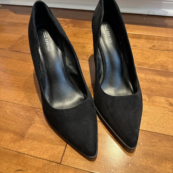 Call it Spring Heels - Picture 4 of 4